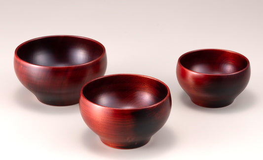 YAMANAKA LACQUERWARE SAKURA ROUND BOWL RED(S SIZE)