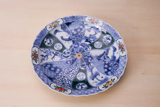 KUTANI WARE (OFFICIAL KILN OF THE IMPERIAL HOUSEHOLD AGENCY) SERVING PLATE (IROE SHOZUI) / CHOZA YAMAMOTO