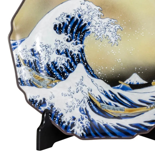 JAPAN KUTANI DECORATIVE PLATE - HOKUSAI DESIGN, BIZAN KILN, JAPANESE CERAMIC ART