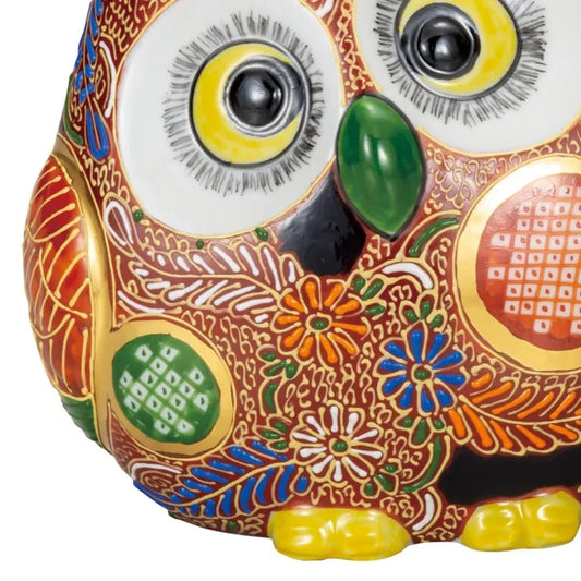 JAPANESE OWL FIGURINE KUTANI DELICATE DOTTED RELIEF IN FINE DETAIL