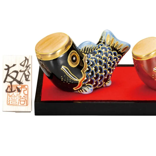 KUTANI JAPANESE KOINOBORI MORI (WITH STAND, MAT, AND NAMEPLATE)