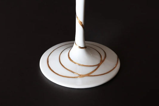 JAPANESE ARITA WARE TOYO CERAMICS TORNADO GOLD WINE GLASS