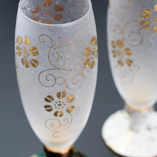 KUTANI PAIR OF SHOCHU CUPS BLUE BEADED CLEMATIS PATTERN.WHITE BEADED CLEMATIS PATTERN