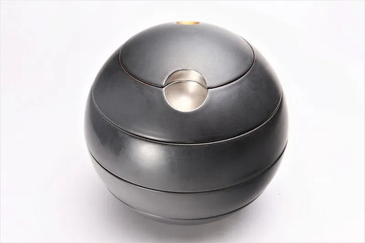 ARITA JAPANESE PORCELAIN BLACK GLAZE FOUR-TIER JEWEL-SHAPED JUBAKO BENTO BOX – RISOGAMA KILN