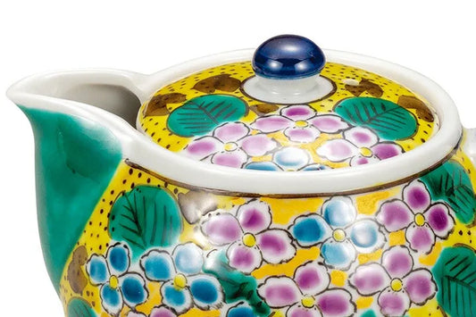 KUTANI JAPANESE TEA POT (YOSHIDAYA STYLE) HYDRANGEA DESIGN