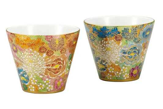 KUTANI WARE PAIR OF SHOCHU CUPS KIN HANAZUME DESIGN