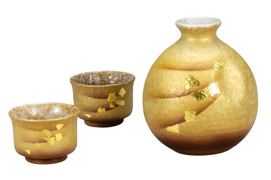 KUTANI WARE SAKE SET – GOLD LEAF DESIGN (GIFT BOX INCLUDED)
