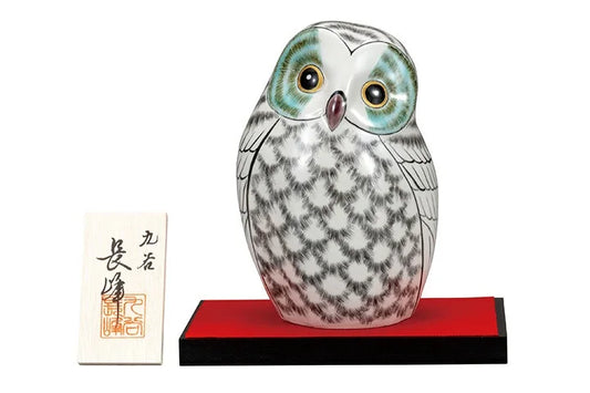 KUTANI WARE OWL FIGURINE WHITE