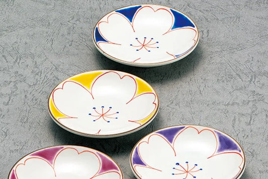 KUTANI WARE PLATE SET SAKURA