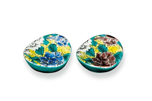 KUTANI WARE PAIR CHOPSTICK RESTS – YOSHIDAYA STYLE PEONY