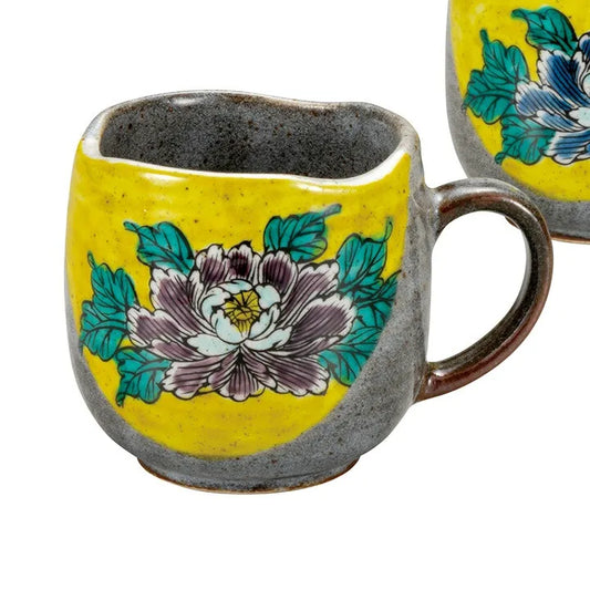 KUTANI WARE PAIR OF MUGS – YOSHIDAYA PEONY|TRADITIONAL JAPANESE PORCELAIN GIFT