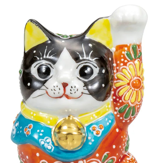 KUTANI JAPANESE LUCKY CAT(MANEKI NEKO) BLACK AND RED RAISED DESIGN