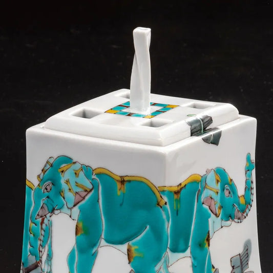 KUTANI JAPANESE INCENSE BURNER PAINTING OF A HERD OF ELEPHANTS /YASUSHI YAMACHIKA