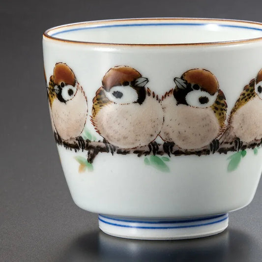 JAPANESE KUTANI GUINOMI SAKE CUP – SPARROWS IN FLIGHT MOTIF, HAND-PAINTED BY TOSHITO NAKAMURA