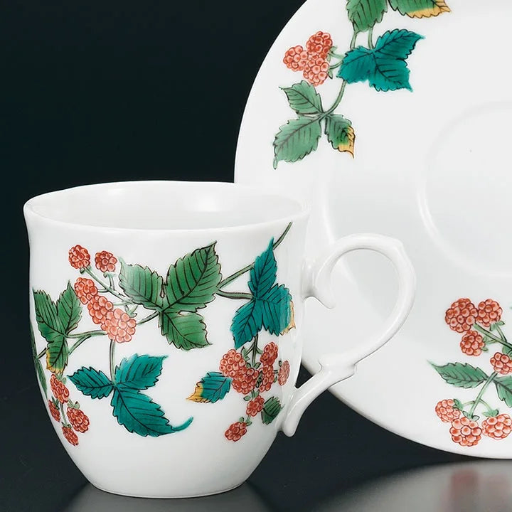 KUTANI WARE CUP & SAUCER WILD STRAWBERRY/ TAMEKICHI MITSUI