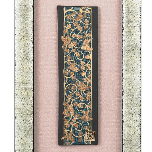 KUTANI WARE CERAMIC PLAQUE AOCHIBU TORI KARAKUSA