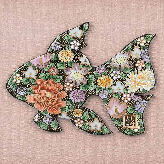 KUTANI WARE CERAMIC PLAQUE HANAZUME GOLDFISH