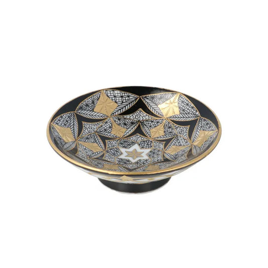 JAPANESE SAKAZUKI KUTANI GOLD AND PLATINUM FINE-LINE DECORATION/ SHUNJIRO ISHITOMI