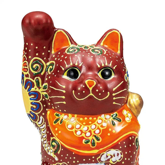 KUTANI WARE MANEKI NEKO – JAPANESE LUCKY CAT FIGURINE WITH MT. FUJI DESIGN, HAND-PAINTED PORCELAIN FROM JAPAN