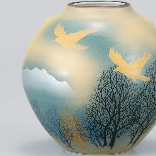 JAPANESE KUTANI WARE VASE – BIRDS OVER WOODED MOUNTAINS