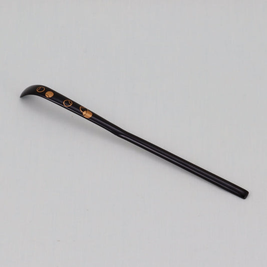 WAJIMA LACQUERWARE CHASHAKU TSUBOTSUBO MAKIE DESIGN, TRADITIONAL JAPANESE TEA CEREMONY SPOON