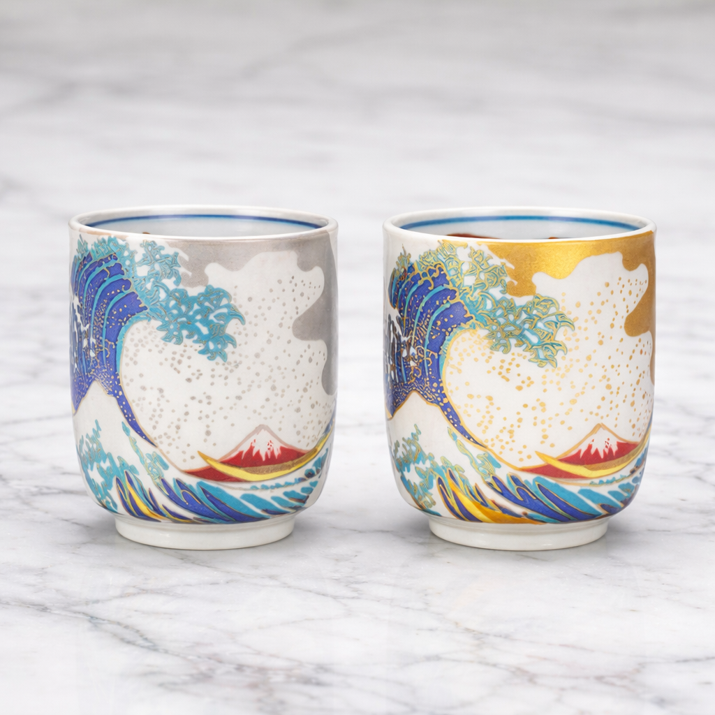 KUTANI WARE YUNOMI PAIR – HOKUSAI WAVE DESIGN (GIFT BOX)