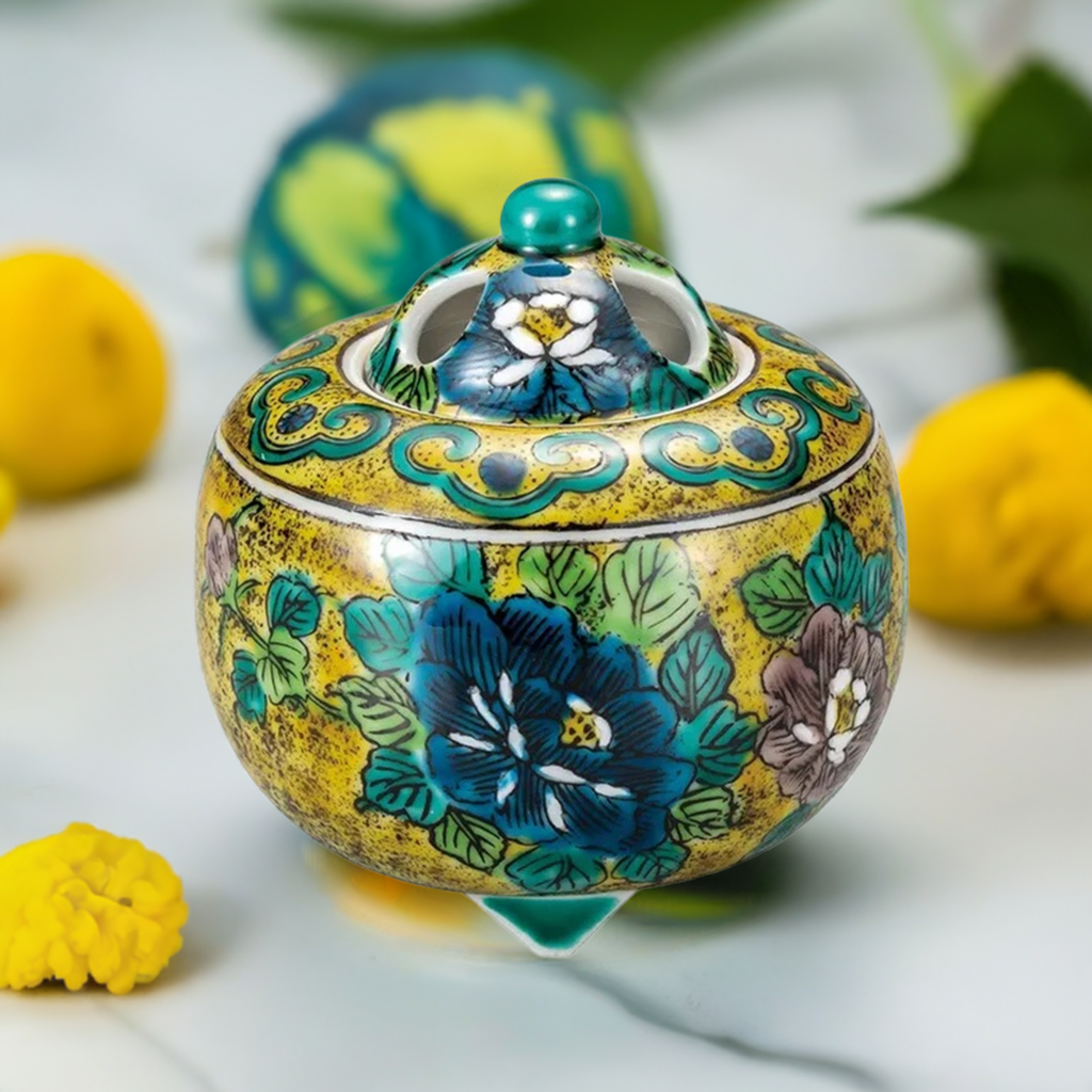 KUTANI JAPANESE INCENSE BURNER YOSHIDAYA BOTAN