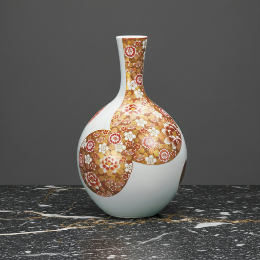 KUTANI WARE VASE – AKAE & GOLD HANA-ZUME PATTERN BY TAKA TOSHIFUMI (WOODEN BOX WITH CORD)