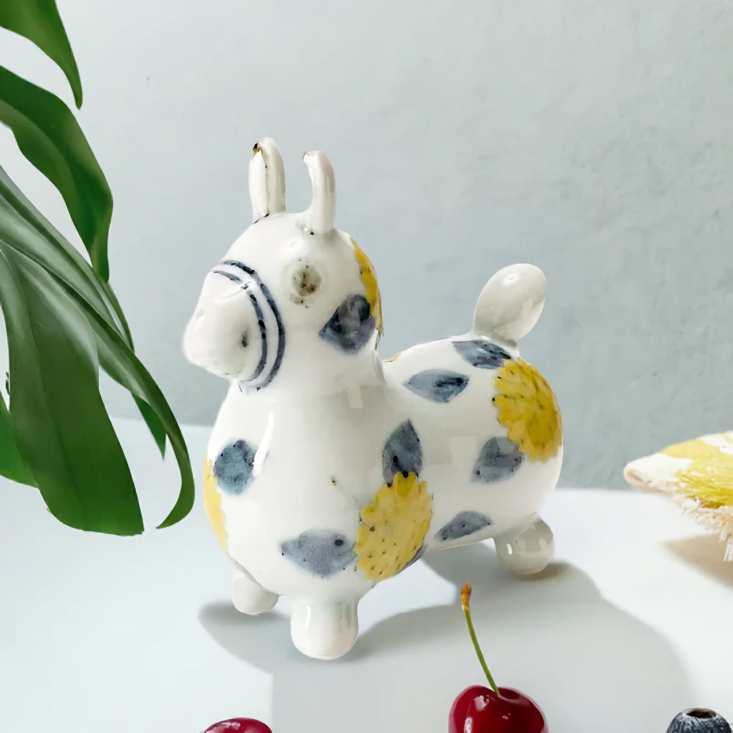 KUTANI WARE RODY COLORED CHRYSANTHEMUM/YUUSHIN TOKUNAGA