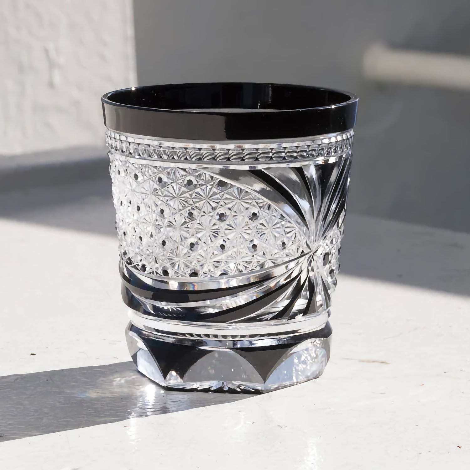 EDO KIRIKO OCTAGONAL KAGOME & CHRYSANTHEMUM KAGOME LINKED PATTERN OLD-FASHIONED GLASS - BLACK