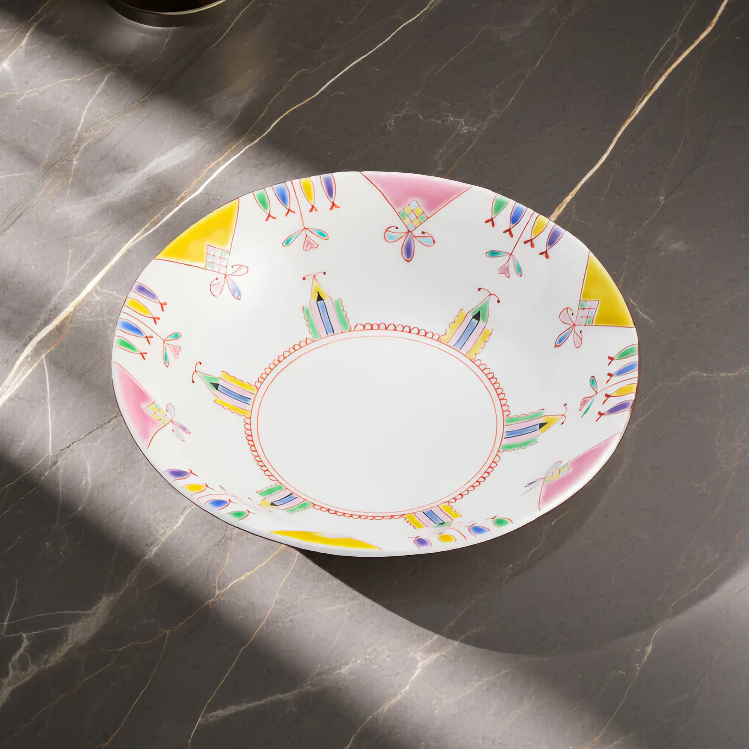 KUTANI WARE SERVING BOWL PRINCESS WORLD/GINSYUU KLIN