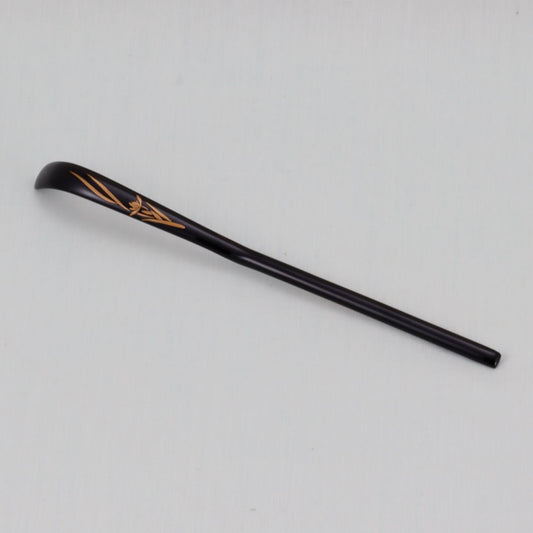 WAJIMA LACQUERWARE CHASHAKU RAN MAKIE DESIGN, TRADITIONAL JAPANESE TEA CEREMONY SPOON