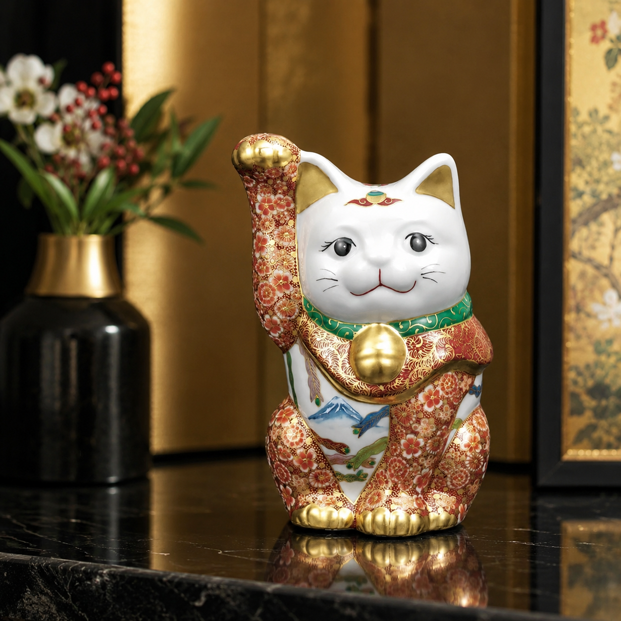KUTANI WARE LUCKY CAT ‘KAHOU’ – HAND-PAINTED MANEKI NEKO / TAKA TOSHIFUMI
