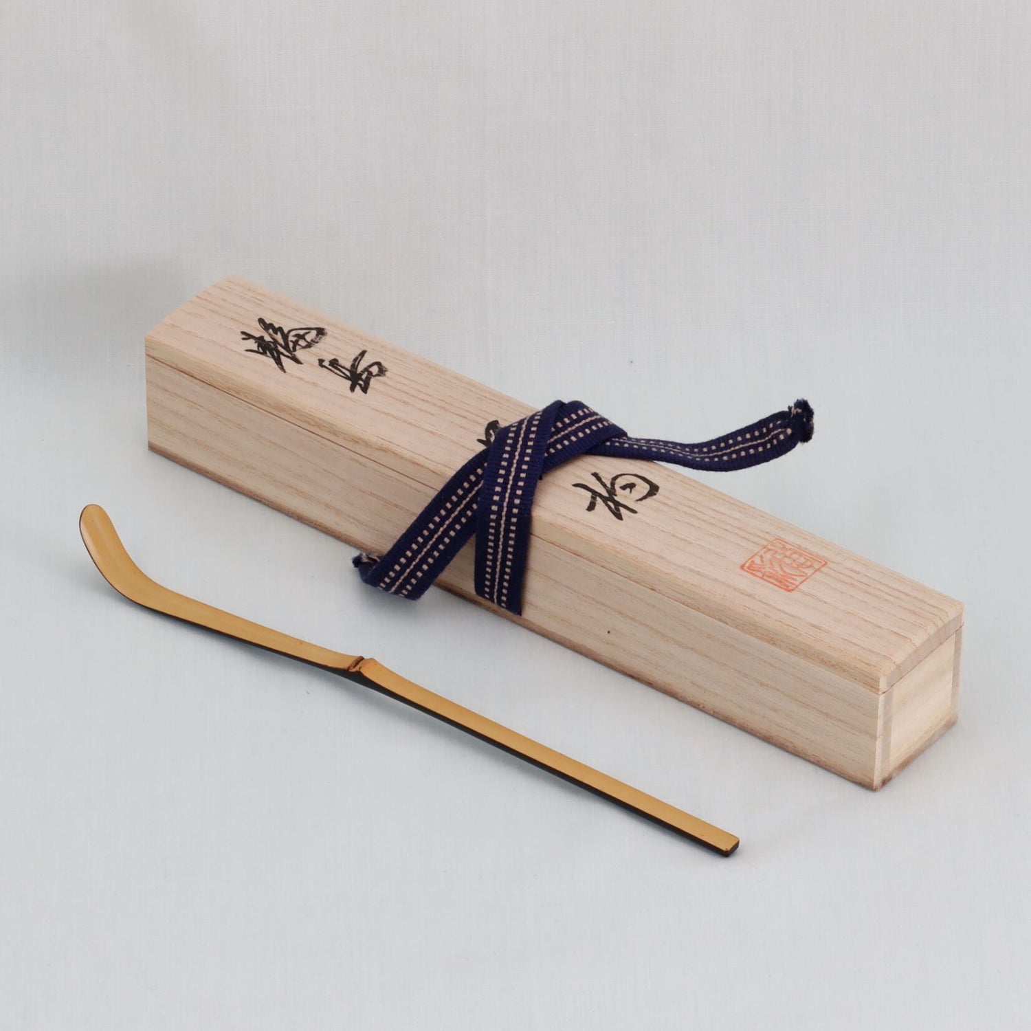 WAJIMA LACQUERWARE CHASHAKU SHIROCHIKU MUJI DESIGN, TRADITIONAL JAPANESE TEA CEREMONY SPOON