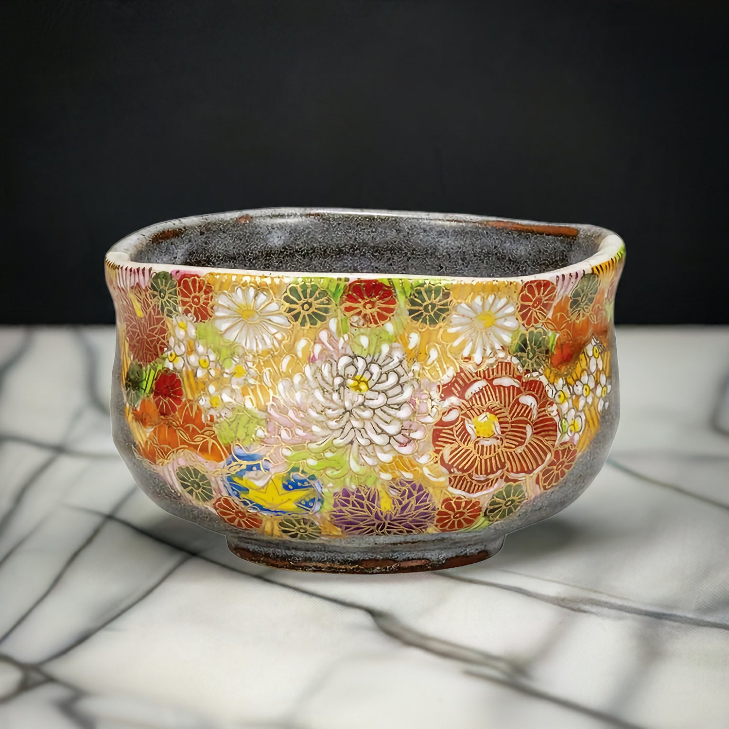 KUTANI WARE MATCHA BOWL CHAWAN KIN-HANAZUME