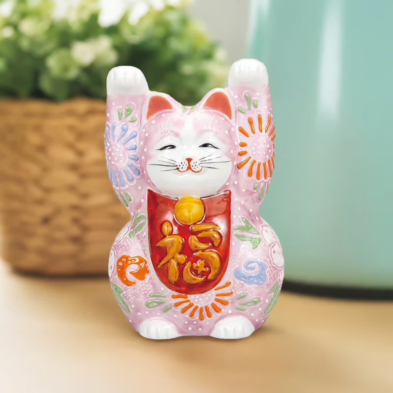 KUTANI WARE LUCKY CAT (RYOTE MANEKI NEKO)