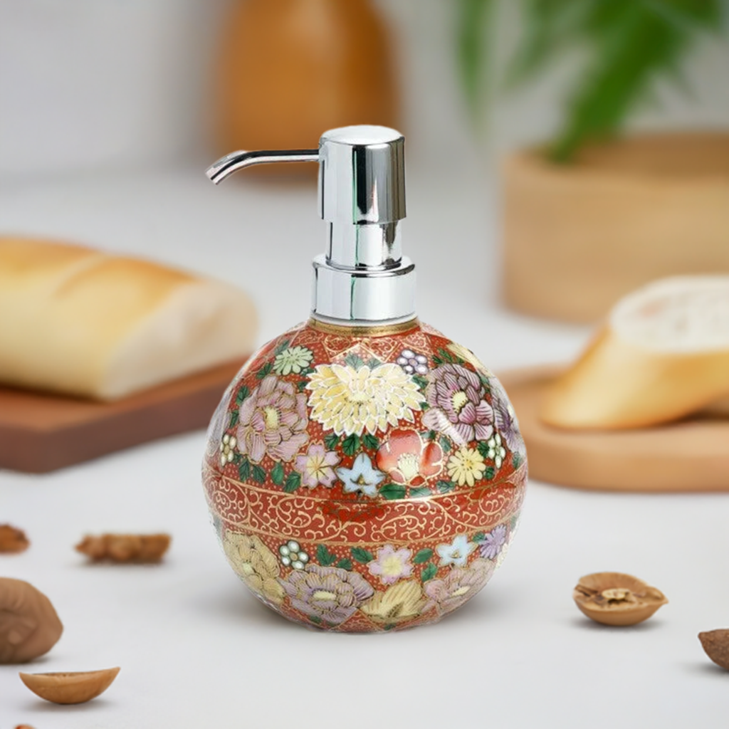 KUTANI WARE SOAP BOTTLE, HANAZUME / TAISHI KILN