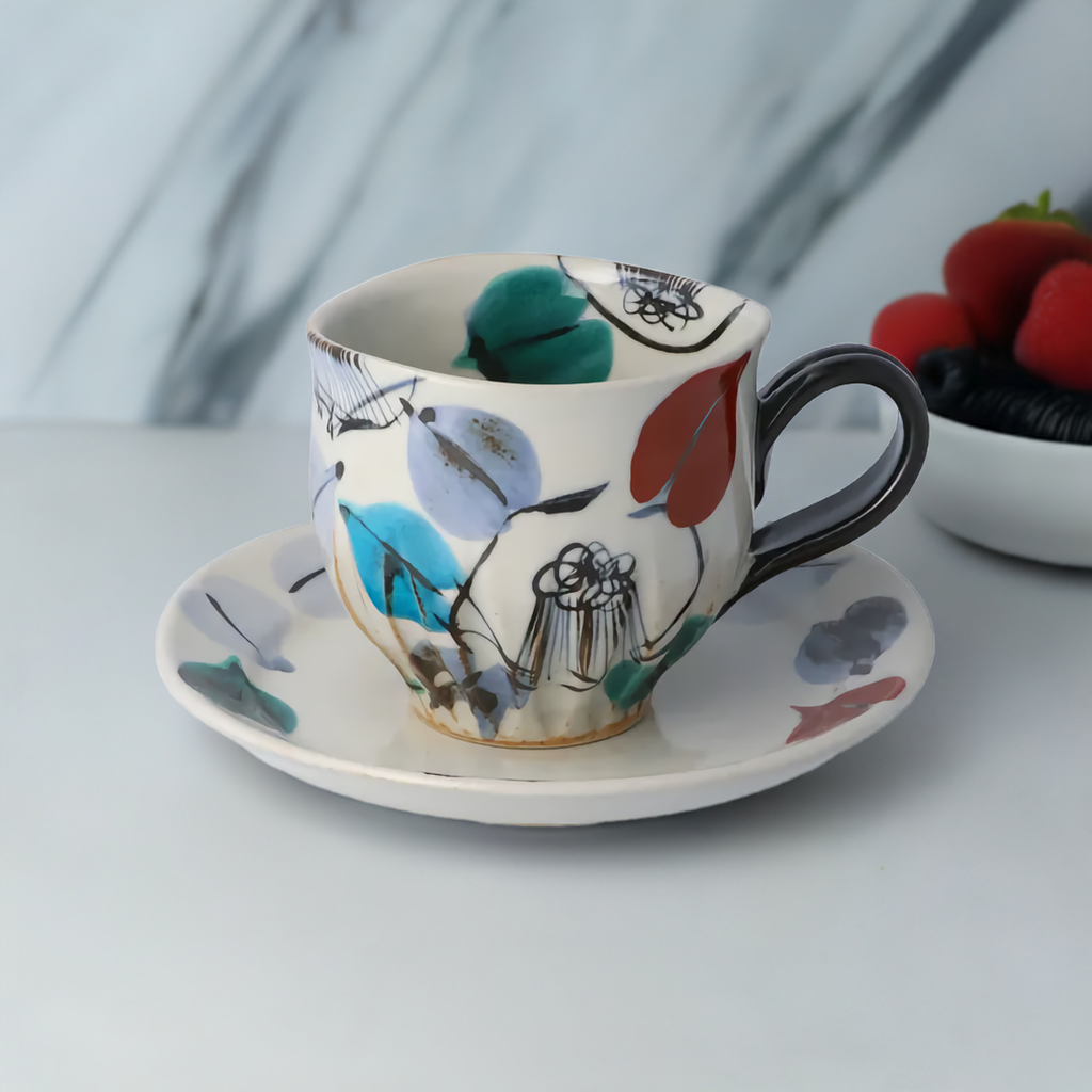 KUTANI WARE JAPANESE PORCELAIN CUP & SAUCER – IRODORI CAMELLIA (BLACK) | KOKUZOU KILN 虚空蔵窯