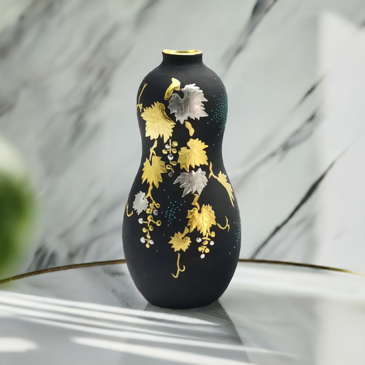 JAPANESE FLOWER VASE KUTANI KINGYOKU NAKADA – PLATINUM RAISED DECORATION GRAPES WITH BLUE DOTS