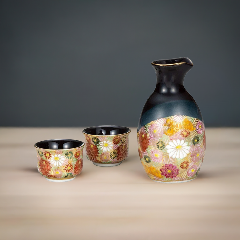 KUTANI WARE EVENING SAKE SET HANAZUME DESIGN