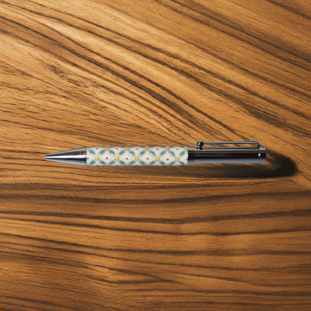 KUTANI WARE BALLPOINT PEN CLOISONNE HANABISHI (SIPPOUHANABISHI DESIGN ) BP-17 SEIKOU KLIN , JAPANESE CERAMIC PEN