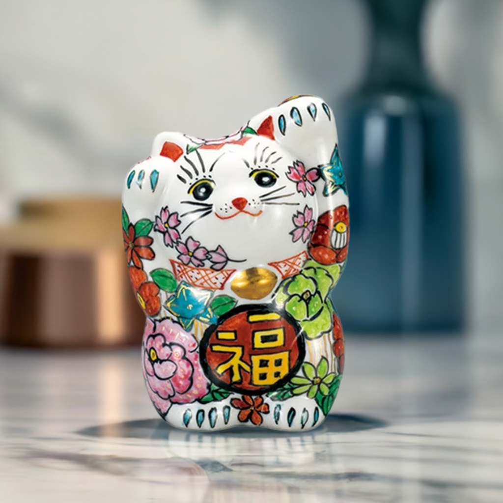 KUTANI WARE RYŌTE MANEKI NEKO HANAZUME