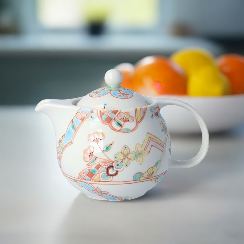 KUTANI WARE ROUND POT(LIGHT BLUE GARDEN) /GINSYUU KILN