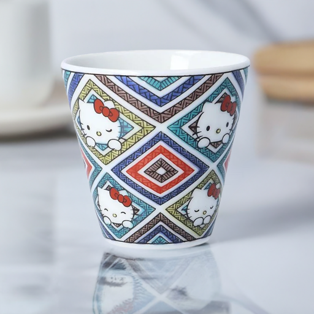 KUTANI WARE HELLO KITTY HISHIMON MINI OCHOKO (SAKE CUP)/SEIKOU KLIN
