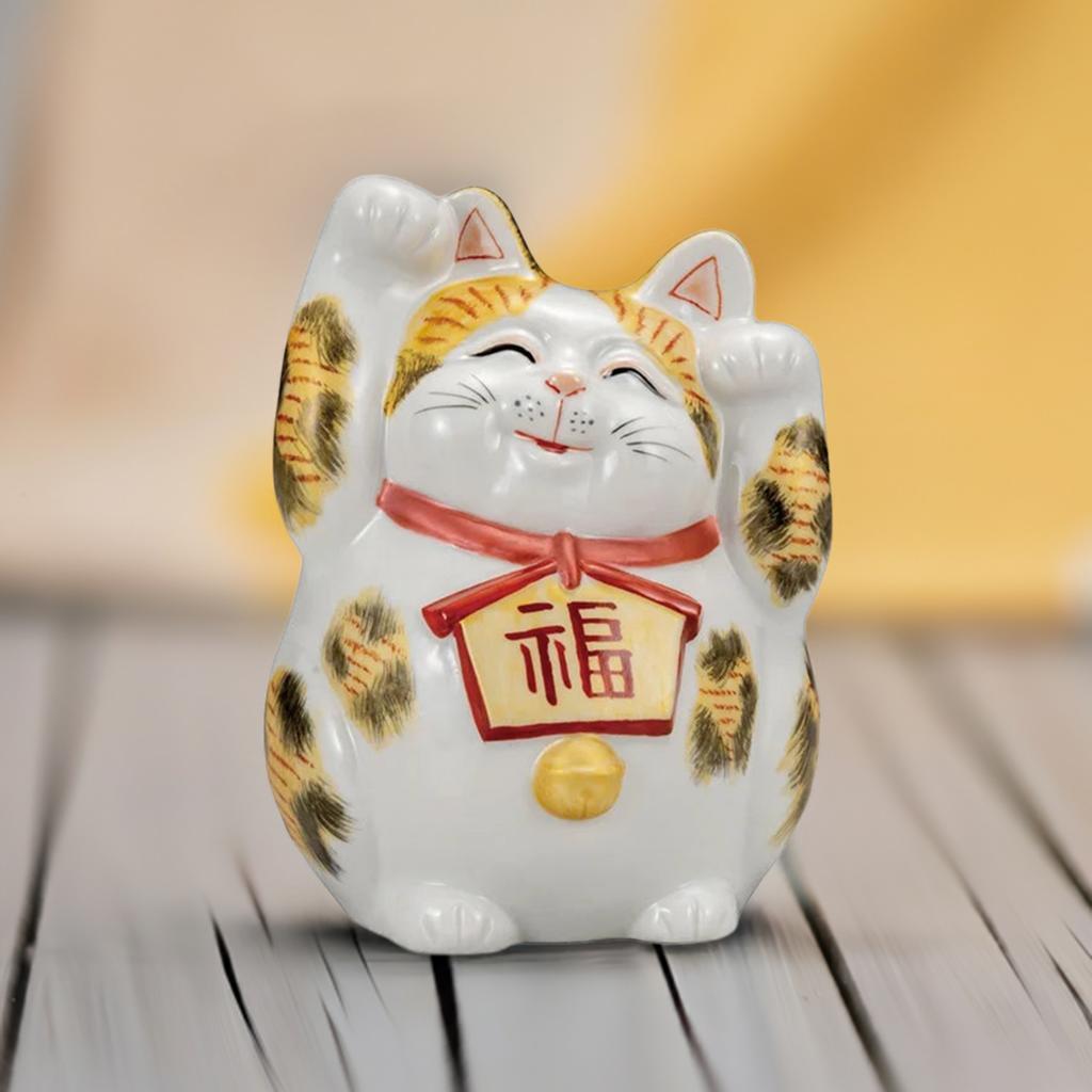 KUTANI WARE EMA CAT (MANEKI NEKO) KINSAI SANMOU