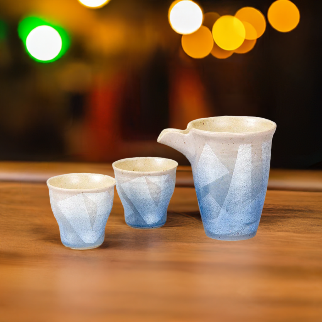 KUTANI WARE SAKE SET SILVER GINSAI DESIGN