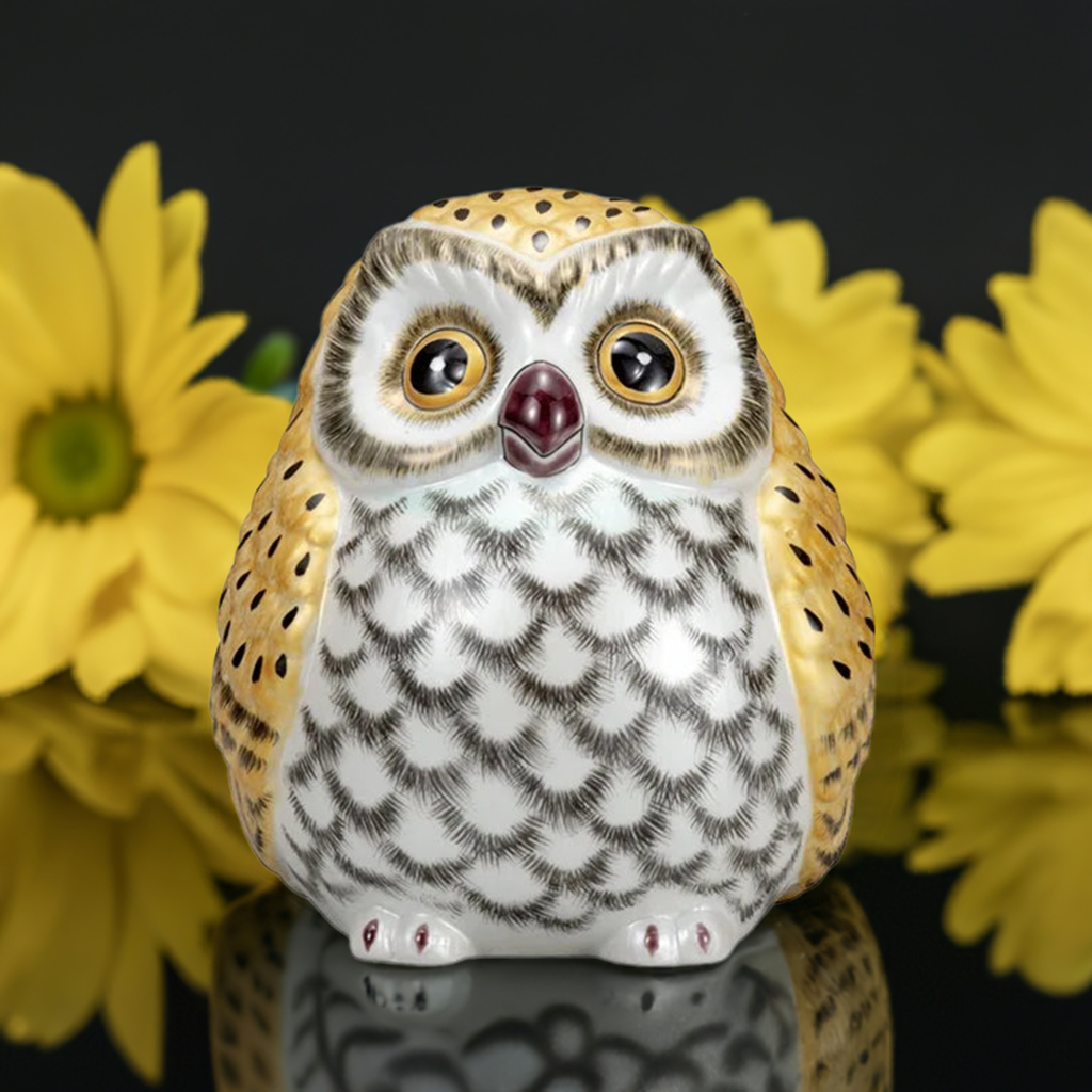 KUTANI WARE OWL FIGURINE KINSAI