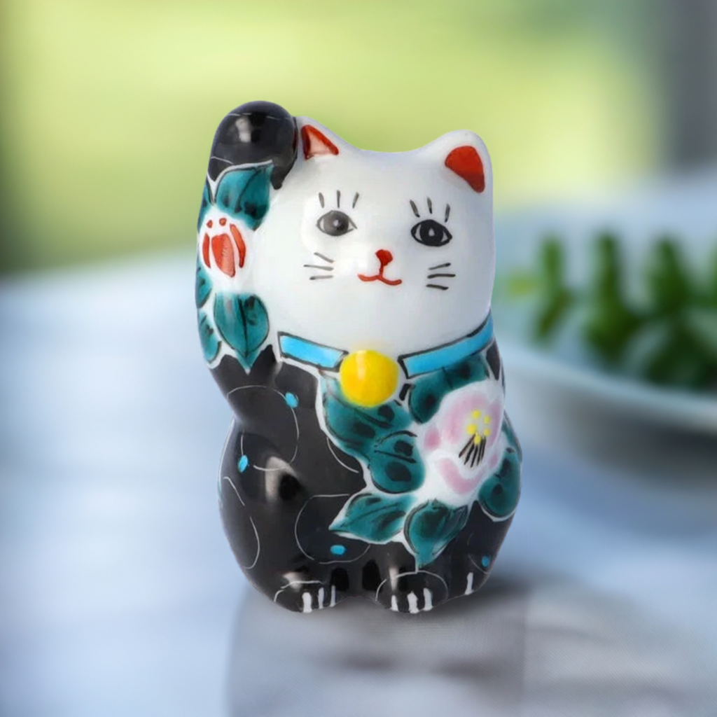 KUTANI WARE LUCKY CAT(MANEKI NEKO) IROE MUSOU TSUBAKI(BLACK)/ KOKUZOU KLIN