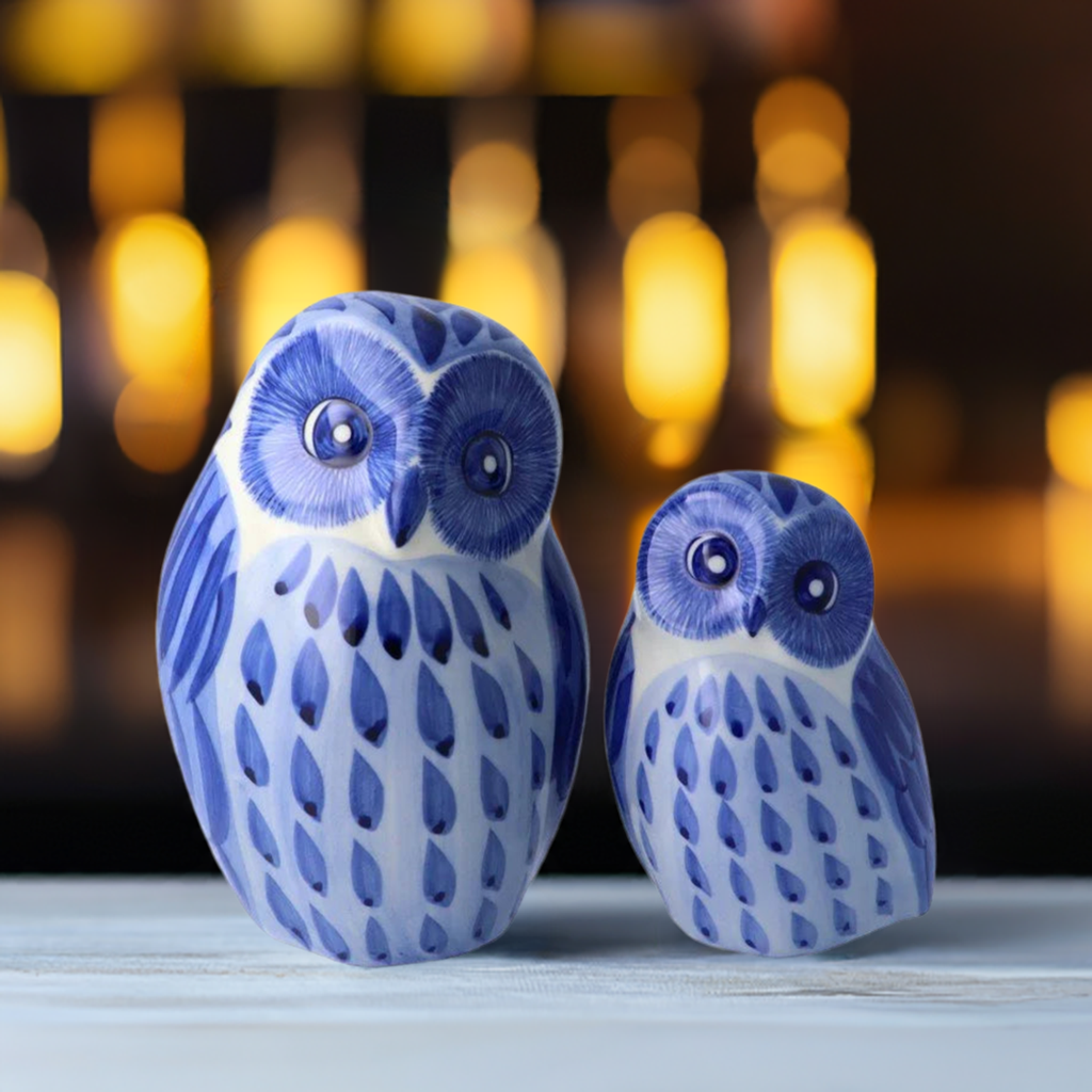 KUTANI JAPANESE PAIR OWLS FIGURINE -SOMETSUKE
