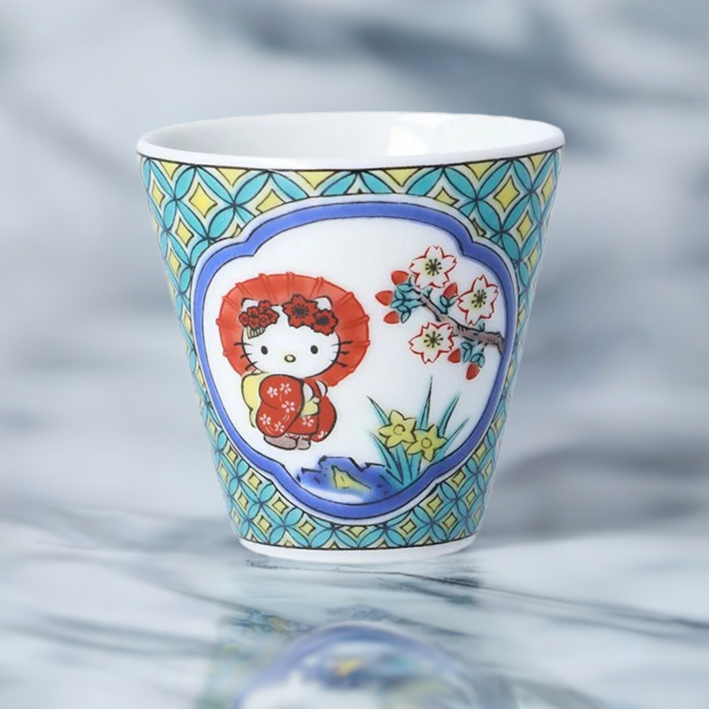 KUTANI WARE HELLO KITTY SHIPPO-KOMON MINI OCHOKO (SAKE CUP)/SEIKOU KLIN